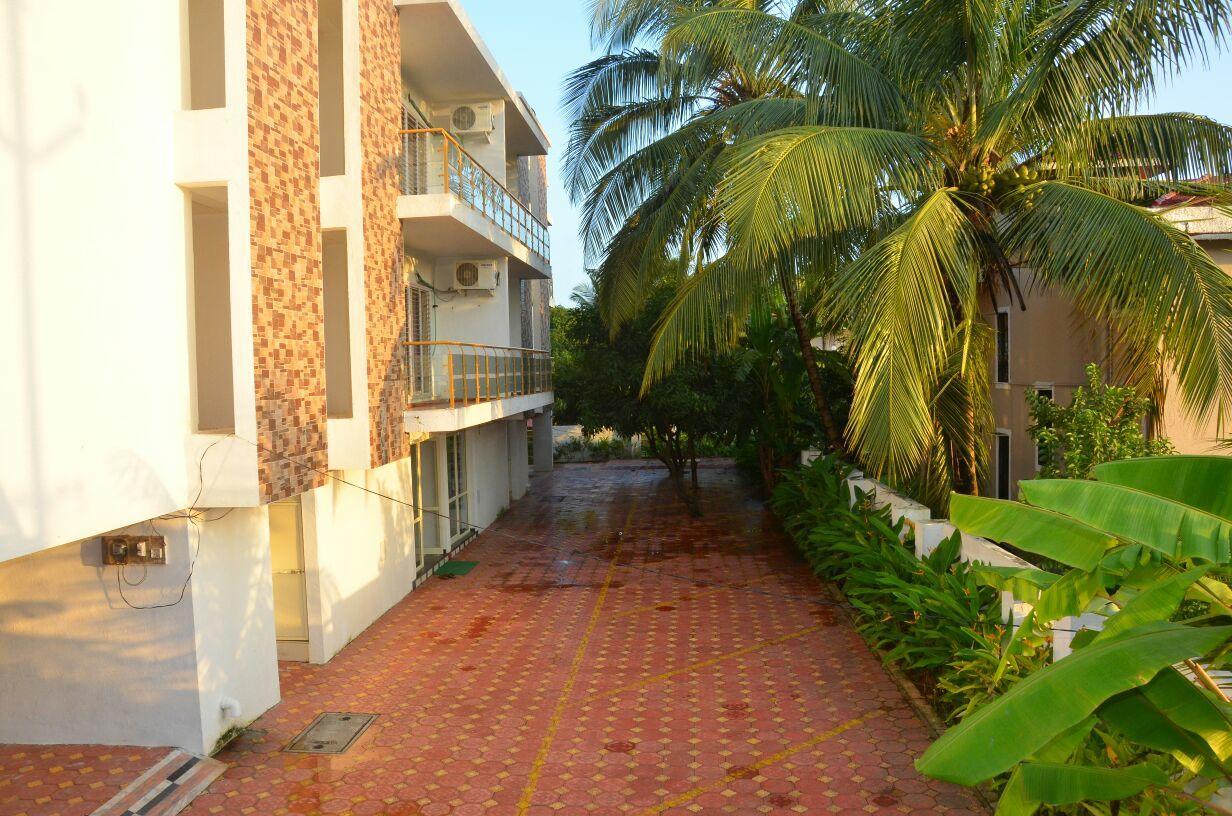 Nilaya Beach Resort アリバグ エクステリア 写真